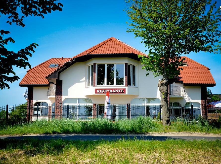 Rezydencja Lux Рева Экстерьер фото
